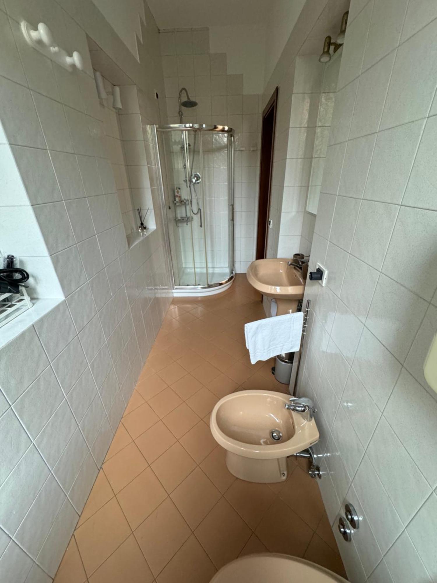Appartamento Villa Trento Venetië-Lido Buitenkant foto
